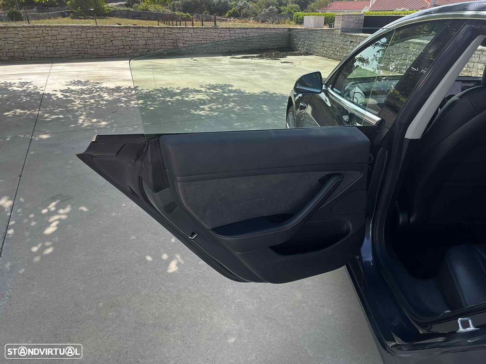 Tesla Model 3 Long Range AWD Dual Motor - 6