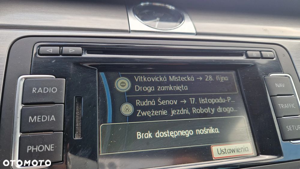 Volkswagen Passat 2.0 TDI Individual - 25