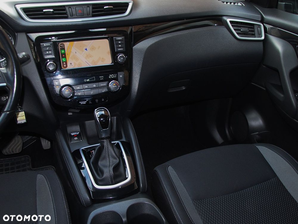 Nissan Qashqai 1.3 DIG-T Acenta DCT - 41