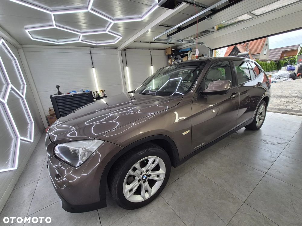 BMW X1 xDrive20d - 10