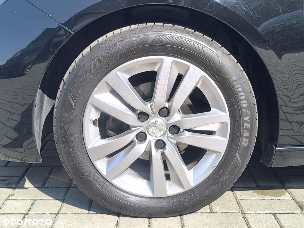 Peugeot 308 1.2 PureTech GPF Active Pack Business S&S - 11