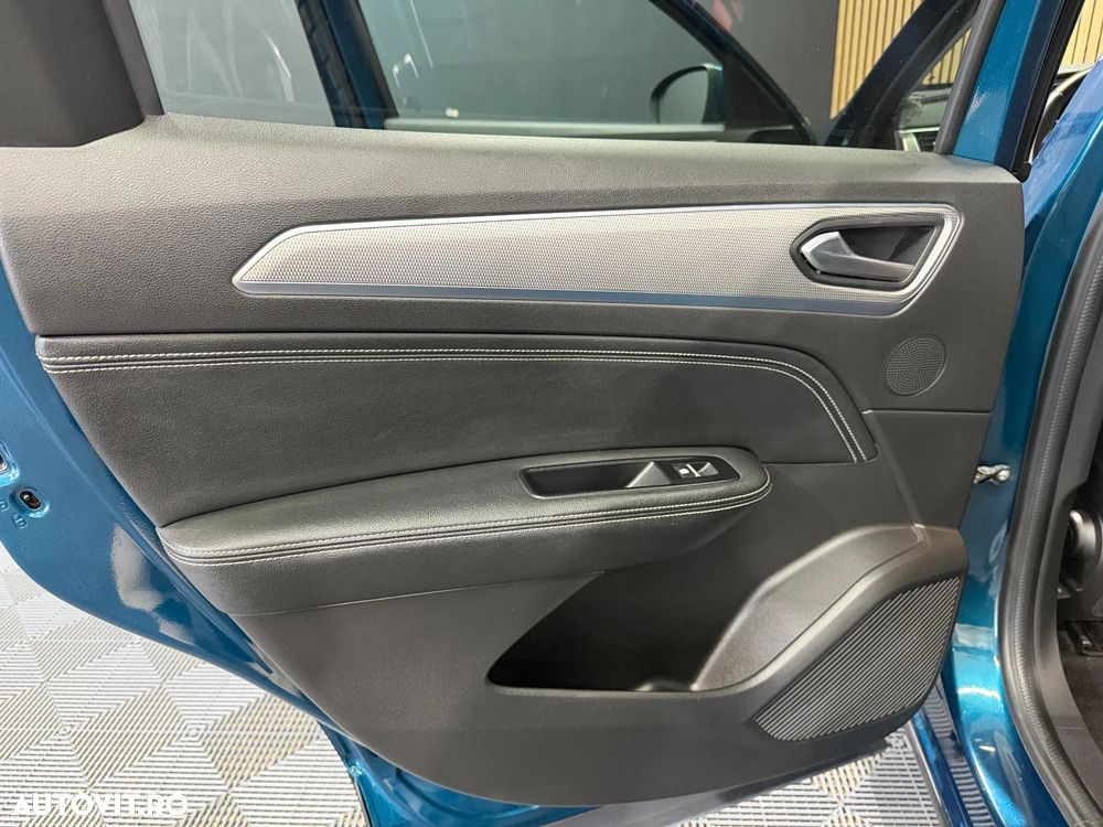 Renault Arkana E-TECH 145 R.S.LINE - 20