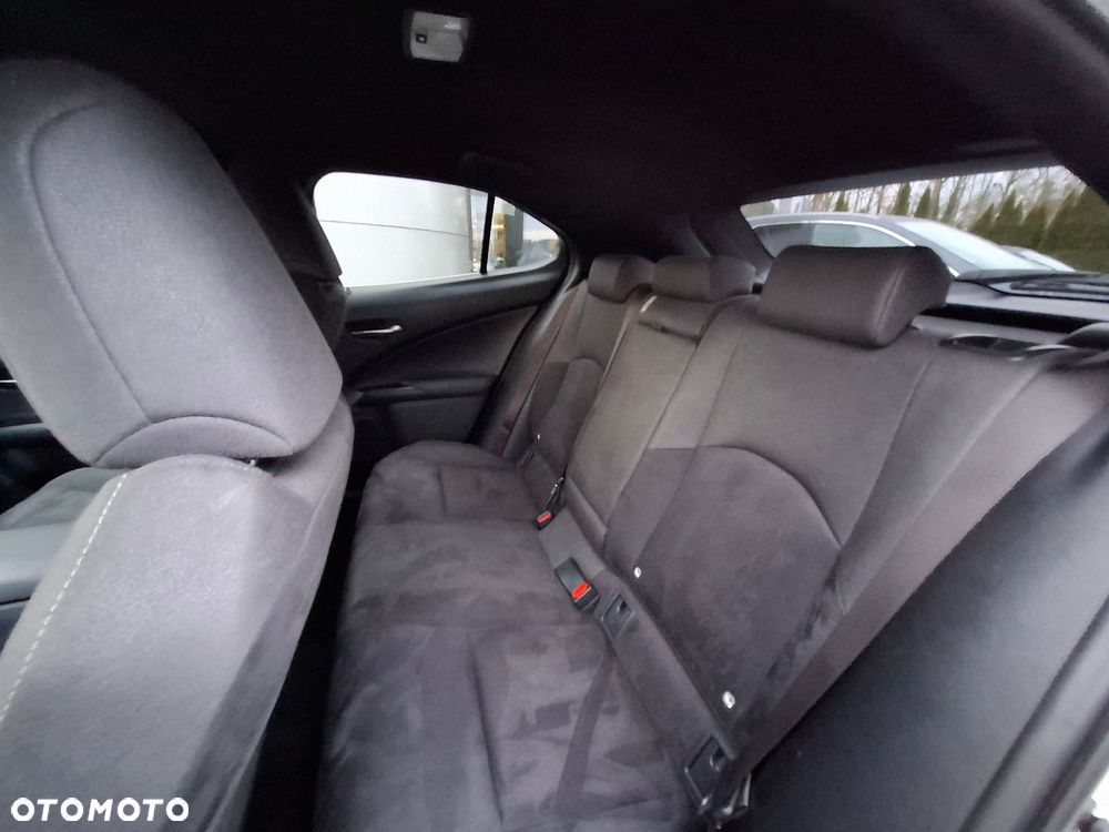 Lexus UX 200 Optimum 2WD - 16