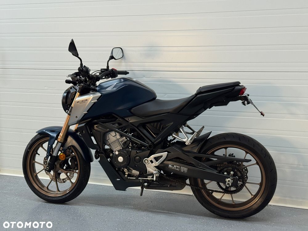 Honda CB - 13