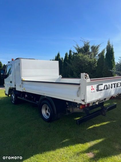 Mitsubishi Fuso Canter - 3