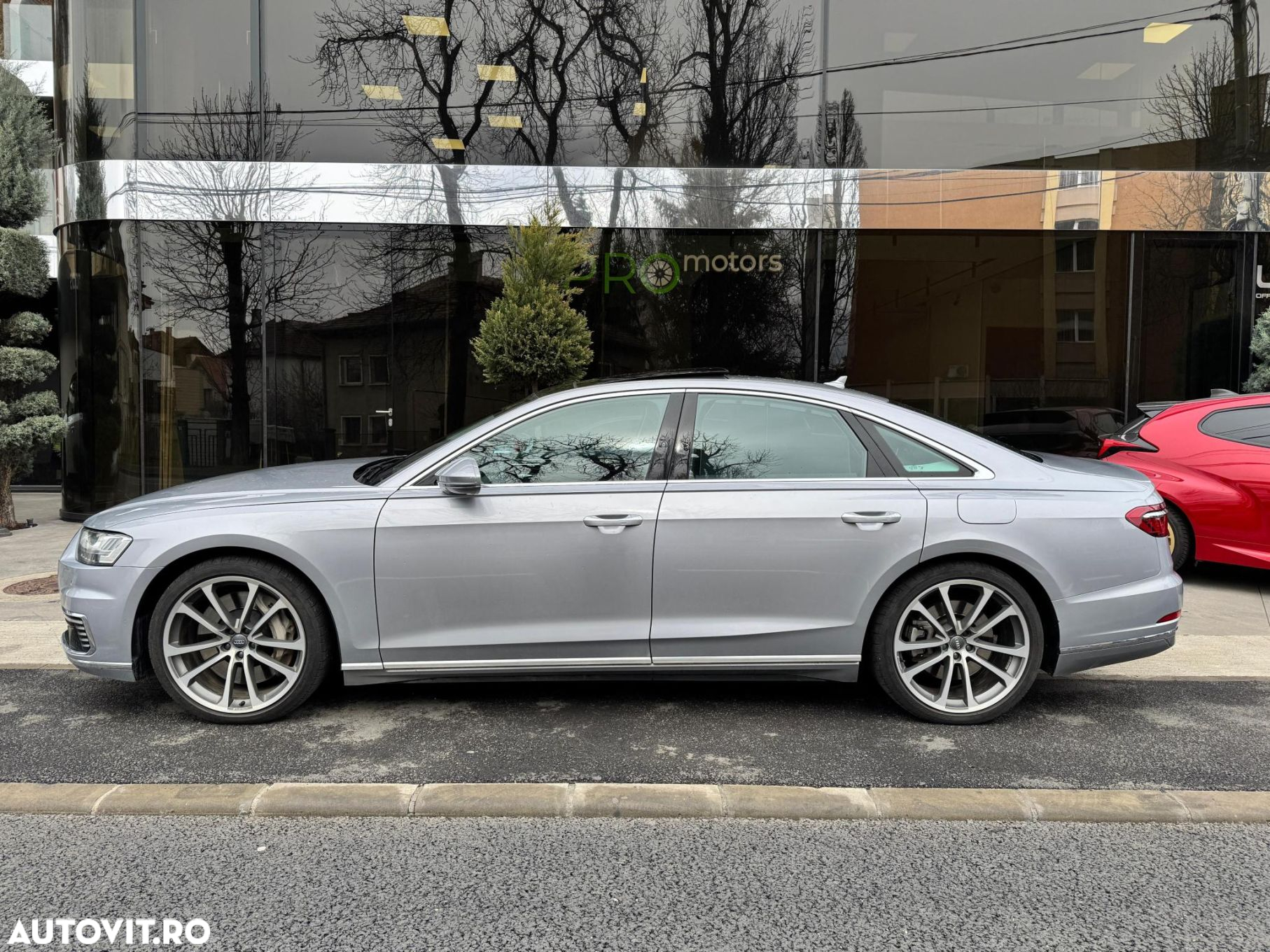 Audi A8 - 7