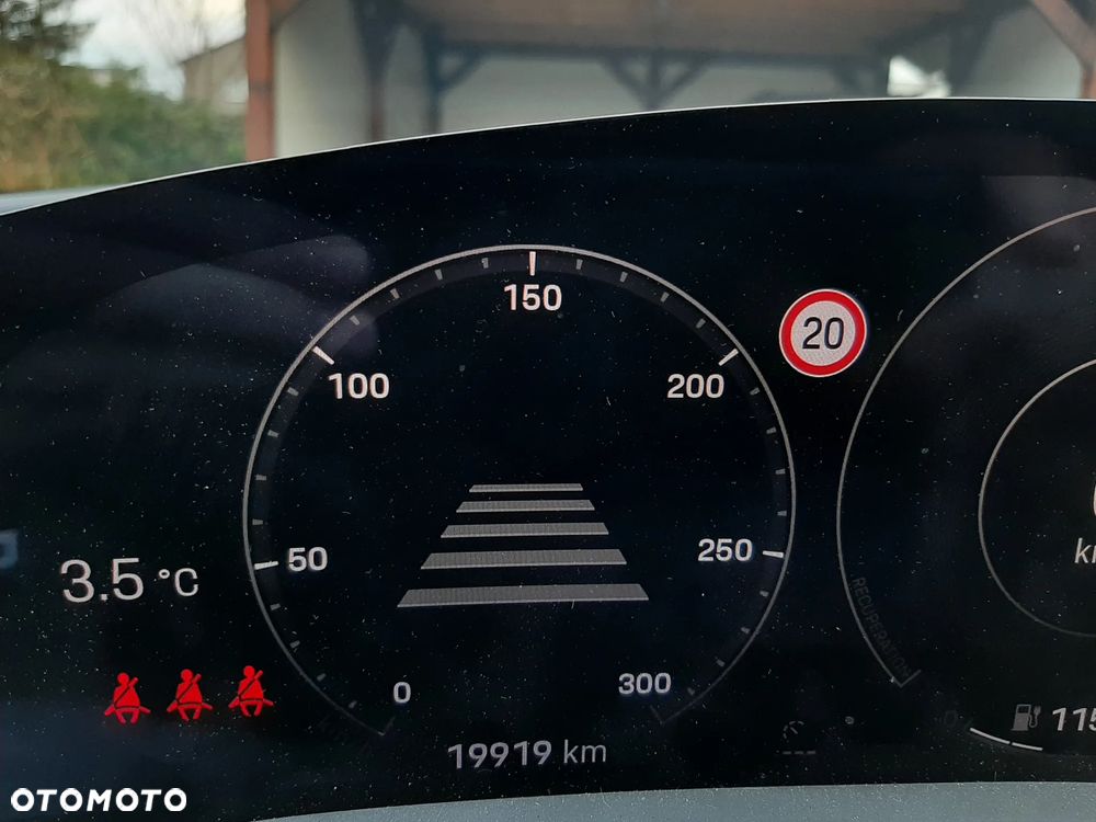 Porsche Taycan 4S - 13