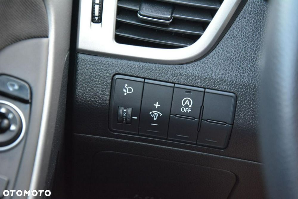 Hyundai i30 1.4 Comfort - 23