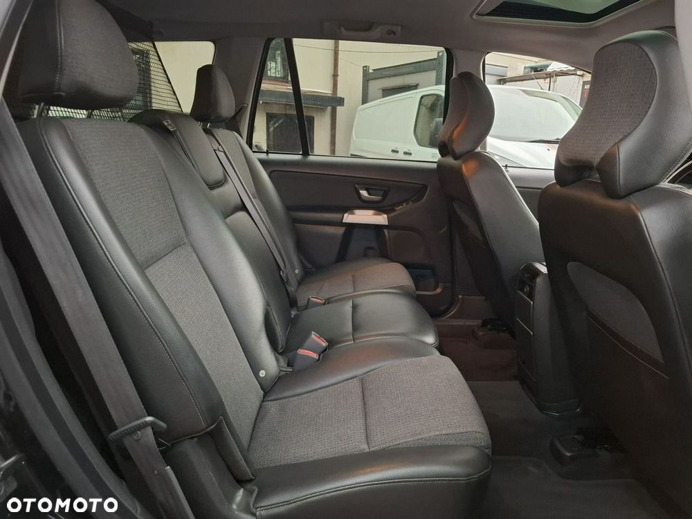 Volvo XC 90 2.4 D5 Kinetic - 30