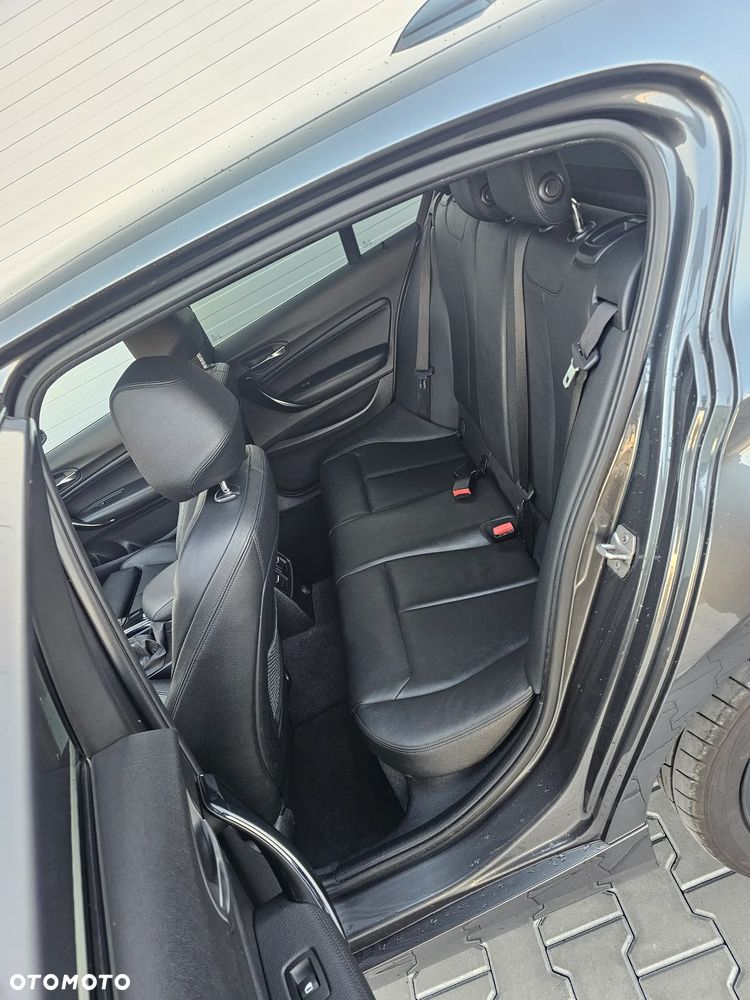 BMW Seria 1 120d Sport-Aut Urban Line - 17