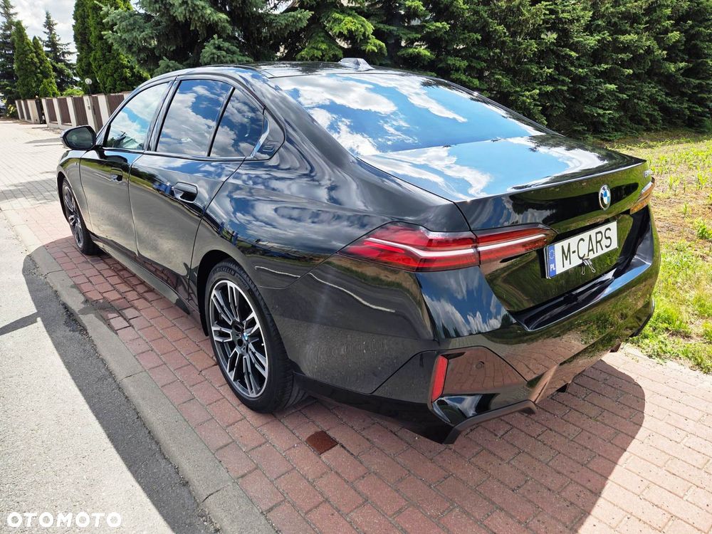 BMW Seria 5 520d mHEV M Sport - 1