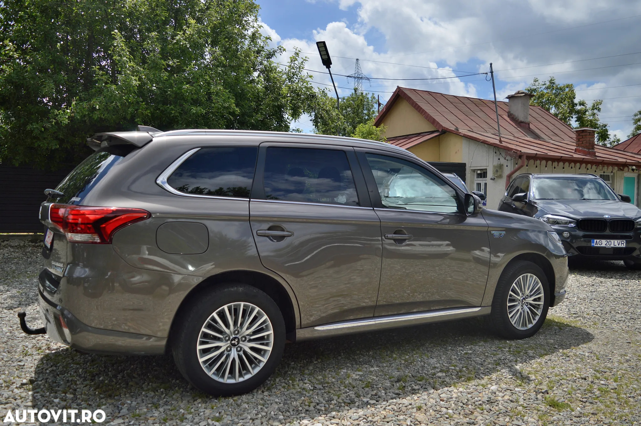Mitsubishi Outlander 2.4 4WD Plug-In Hybrid - 5