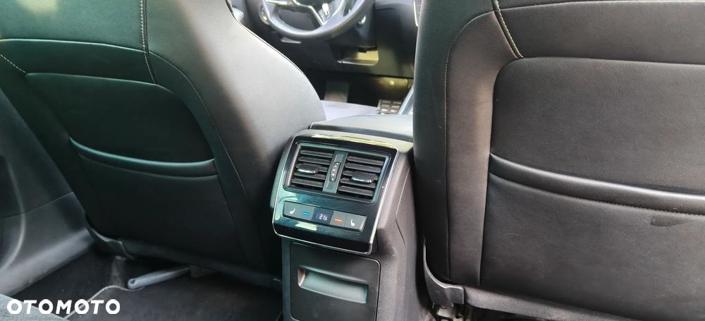 Skoda Superb 2.0 TSI 4x4 Sportline DSG - 19