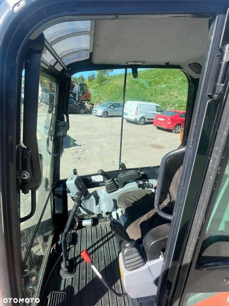 Kubota KX019-4 2016 z przyczepą Ifor Williams - 4