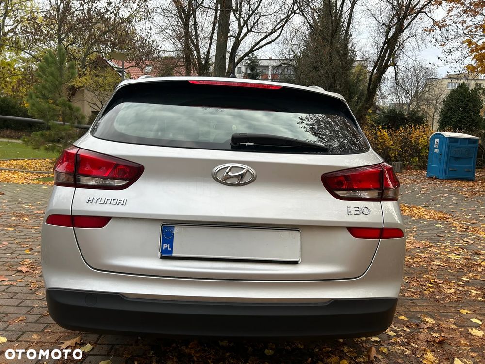 Hyundai i30 1.4 Comfort - 28
