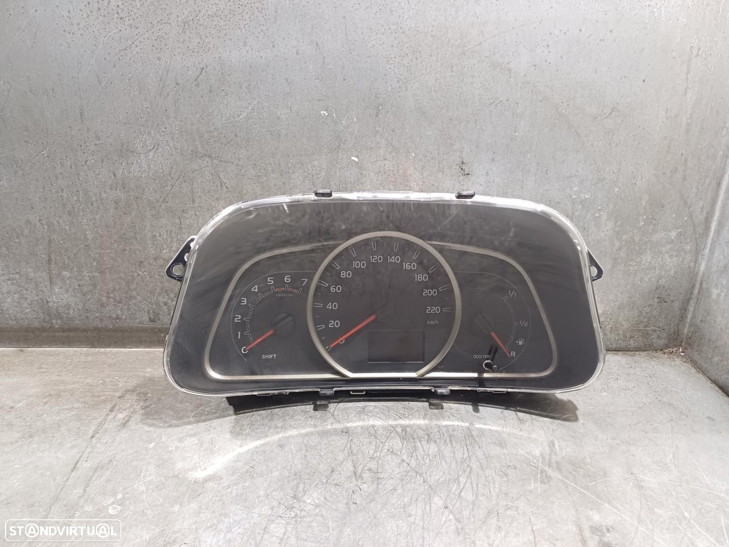 QUADRANTE TOYOTA RAV4 A4 - 1