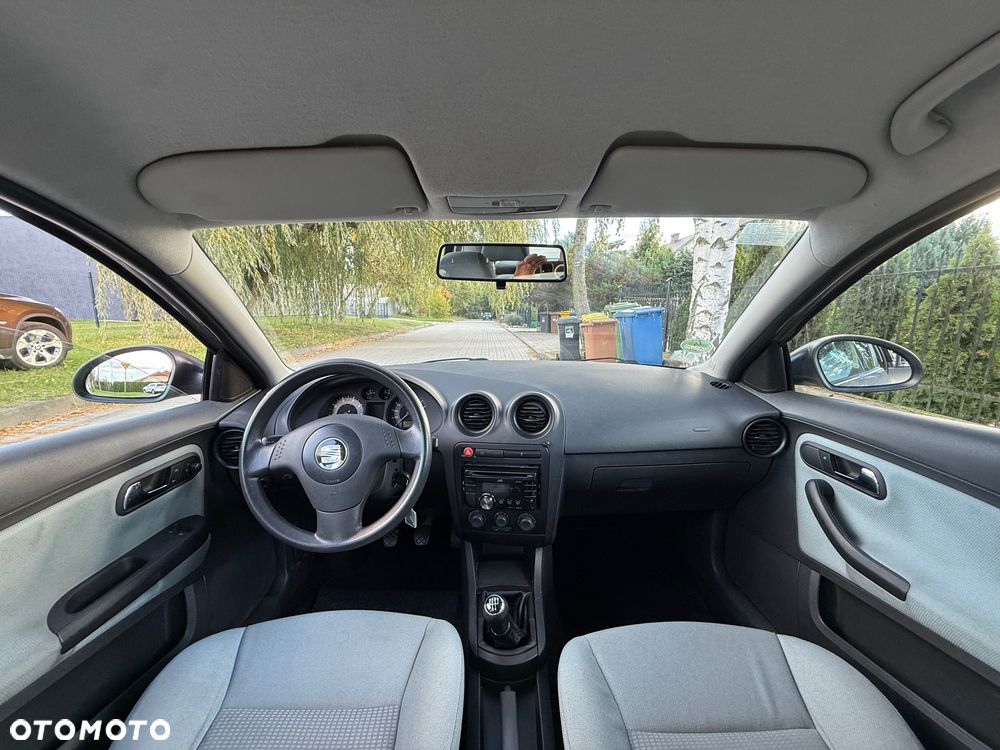 Seat Ibiza 2003 photo 5