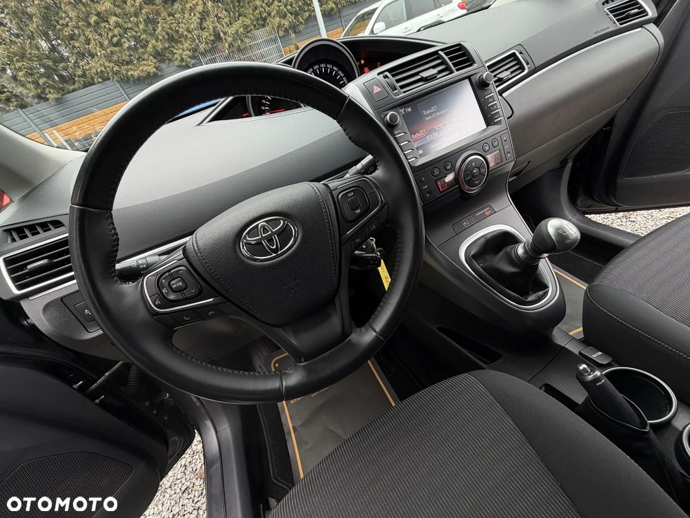 Toyota Verso 1.8 7-Sitzer Comfort - 29