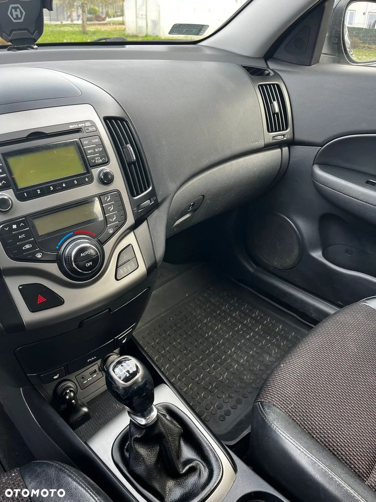 Hyundai i30 1.6 CRDi Comfort - 3