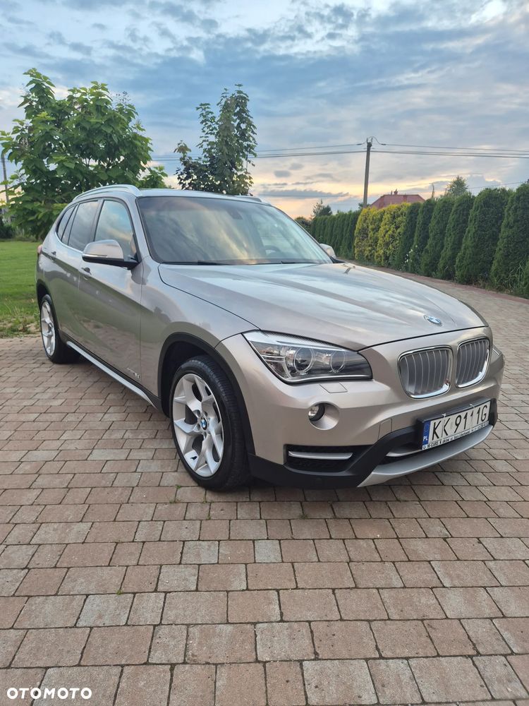BMW X1 xDrive18d xLine - 11