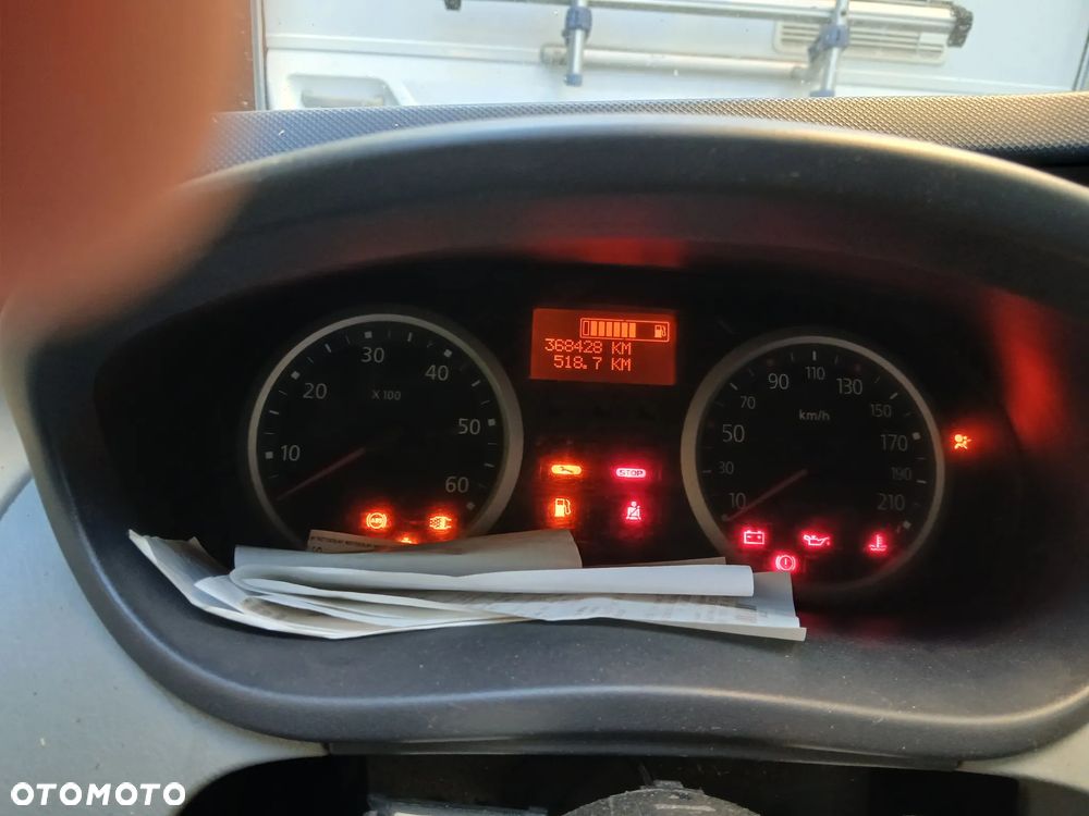 Renault Trafic - 6