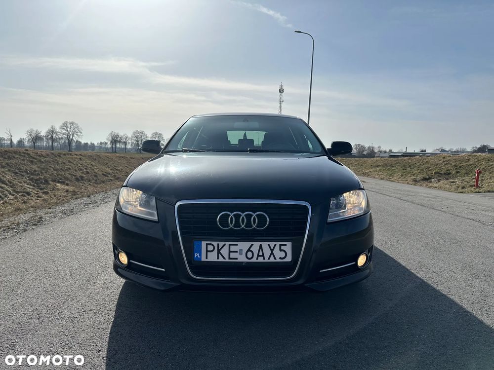 Audi A3 Sportback 1.6 TDI DPF Ambiente S tronic - 2