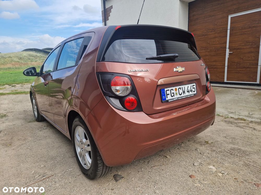 Chevrolet Aveo 1.4 16V LT - 5