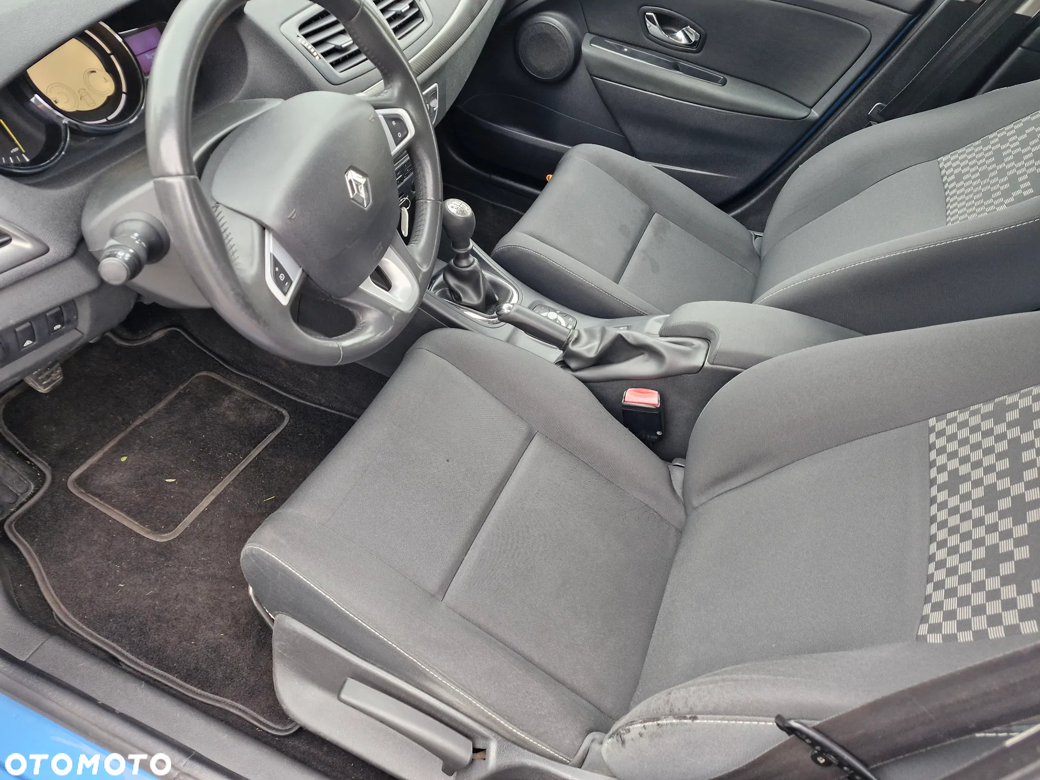 Renault Megane 1.5 dCi Authentique - 6