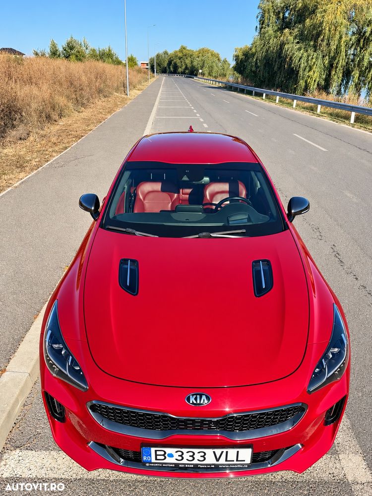 Kia Stinger - 13