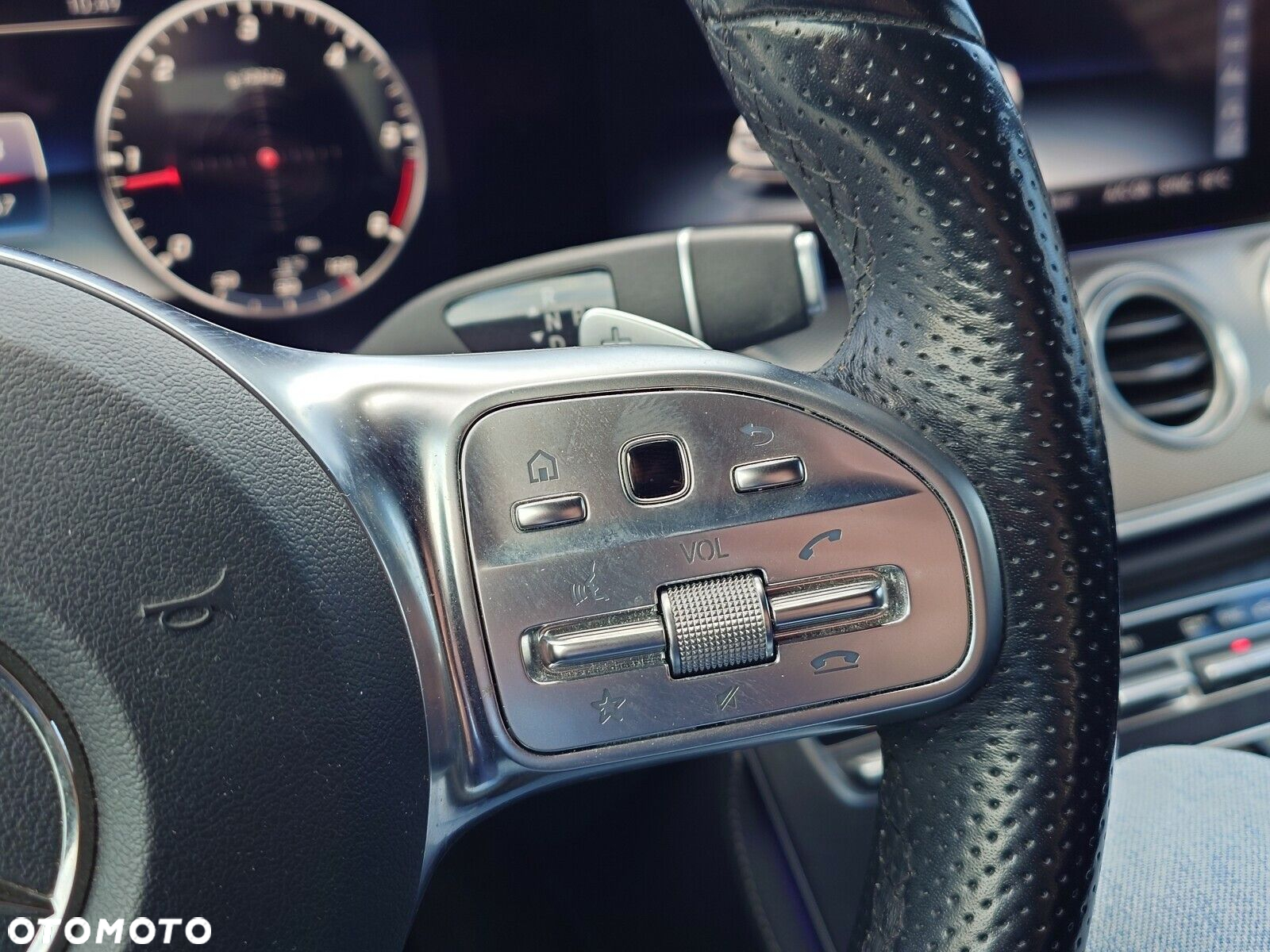 Mercedes-Benz Klasa E - 30