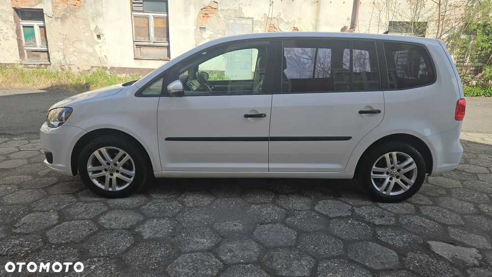 Volkswagen Touran 1.6 TDI DPF BlueMotion Technology Highline - 18