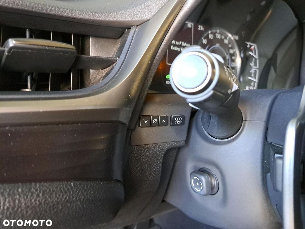 Lexus ES 300h Business Edition - 35