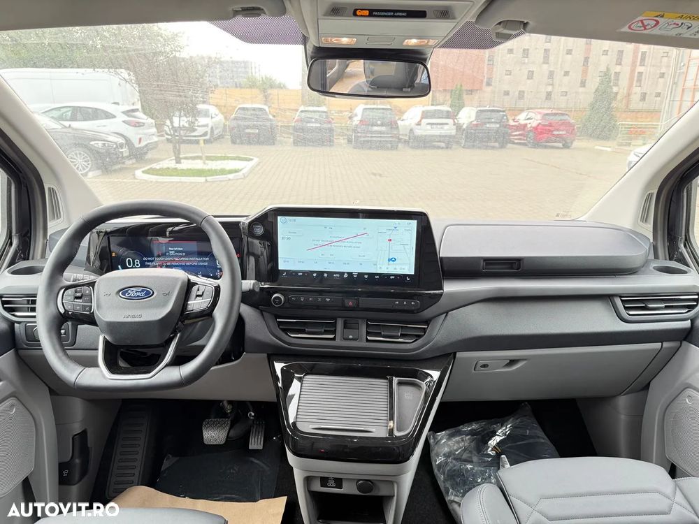 Ford Tourneo Custom Bus 320L 2.0 EcoBlue 170 CP 8AT L2H1 AWD Titanium X - 16