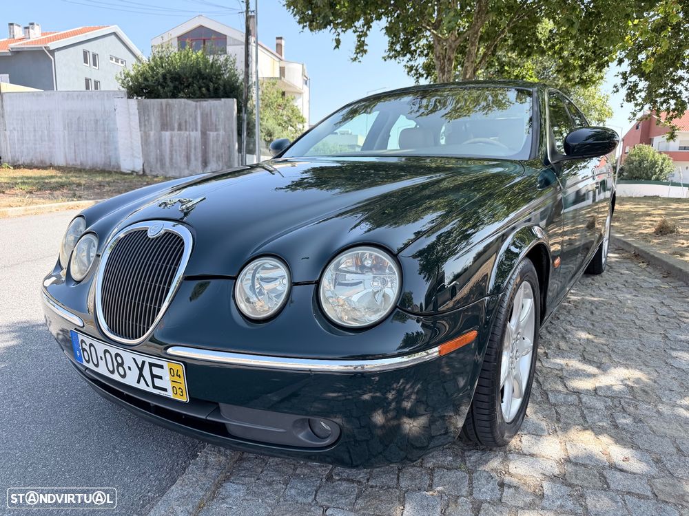 Jaguar S-Type 3.0 V6 Executive Auto. - 1