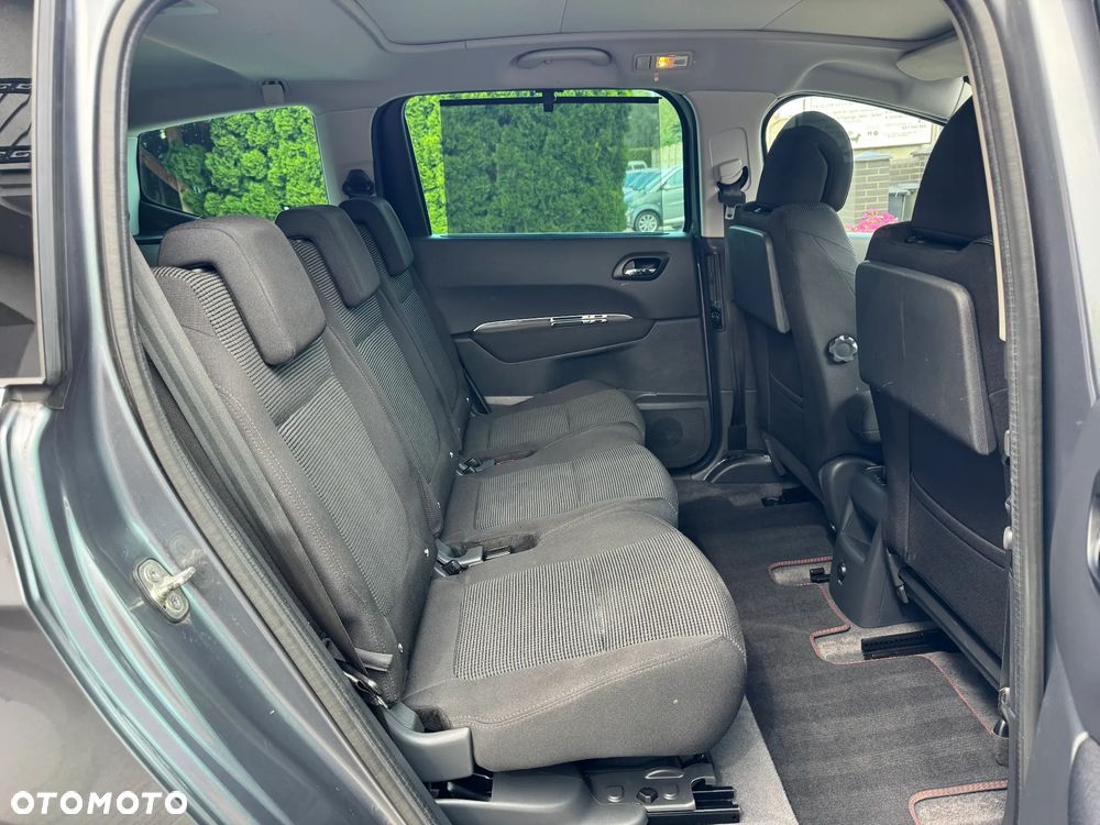 Peugeot 5008 2.0 HDi Premium - 32