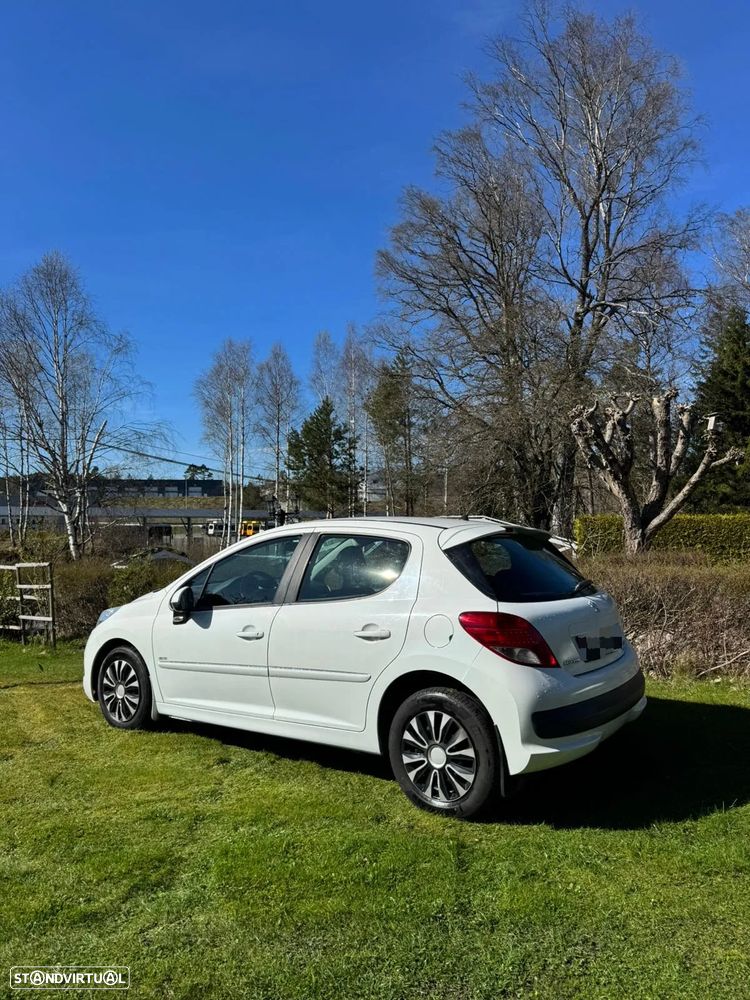 Peugeot 207 1.6 HDi Premium - 5