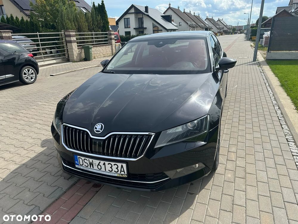 Skoda Superb 2.0 TDI 4x4 L&K DSG - 2