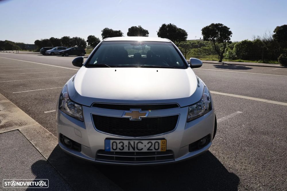 Chevrolet Cruze 1.6 LT - 2