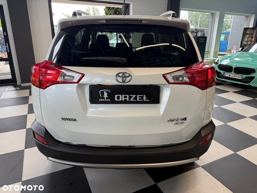 Toyota RAV4 - 7