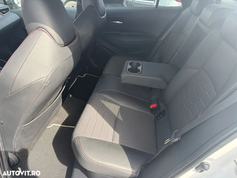 Toyota Corolla 1.8 HSD Exclusive - 10