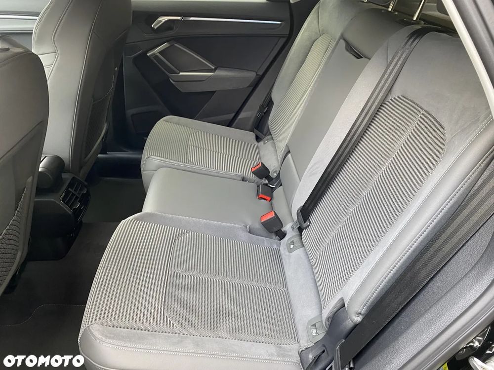 Audi Q3 35 TFSI mHEV S-Line S tronic - 18