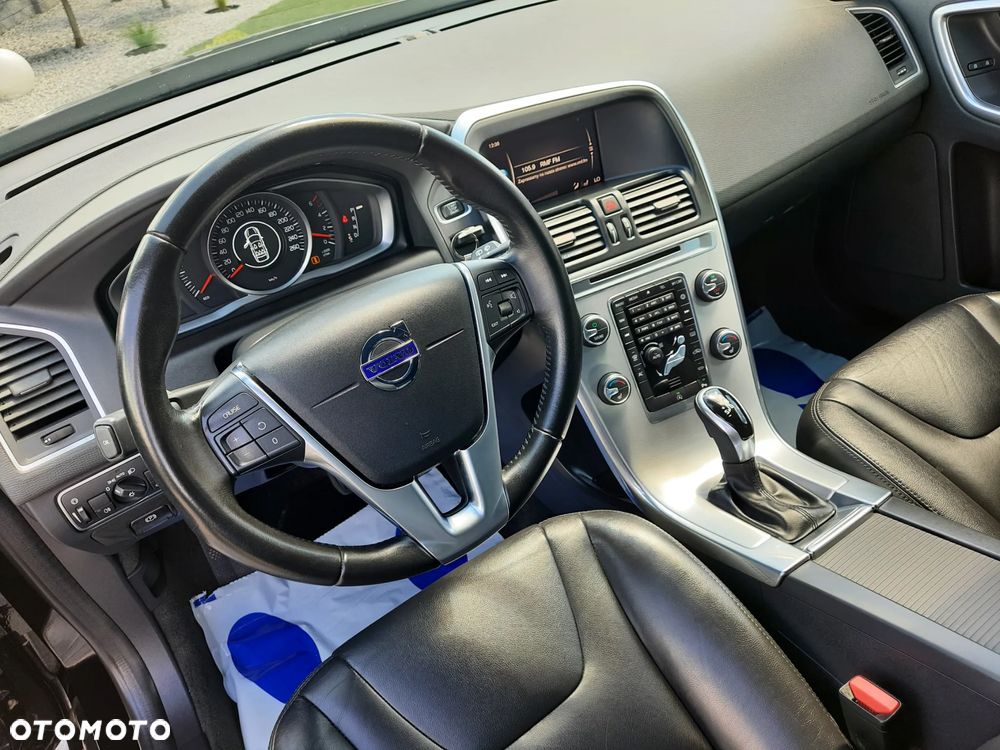 Volvo XC 60 D4 Geartronic Momentum - 15