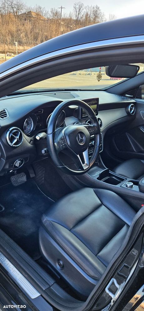Mercedes-Benz CLA - 8