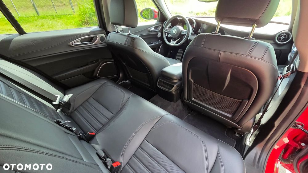 Alfa Romeo Giulia 2.0 Turbo Veloce Q4 - 23