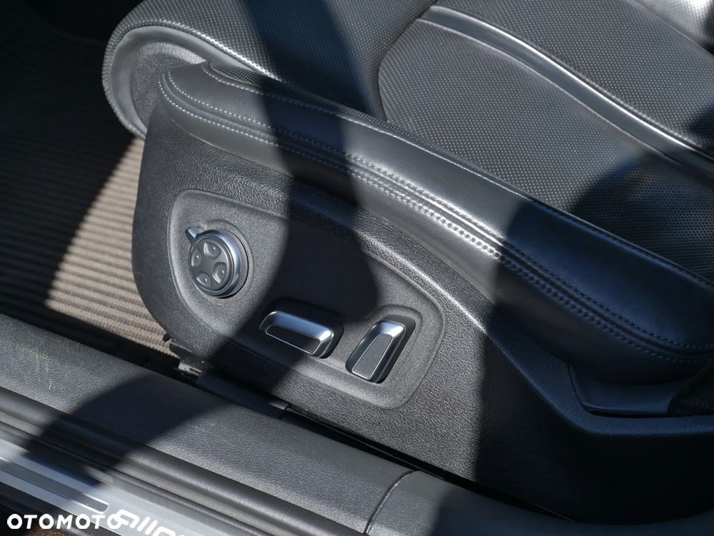 Audi A6 Allroad - 22