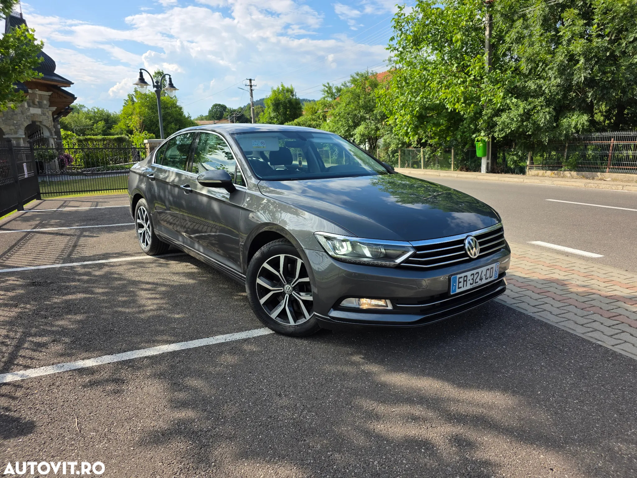 Volkswagen Passat 1.6 TDI (BlueMotion Technology) DSG Trendline - 23