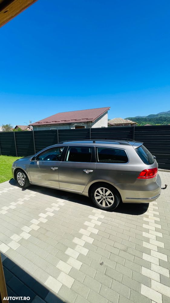 Volkswagen Passat 2.0 TDI BlueMotion Technology Exclusive - 5