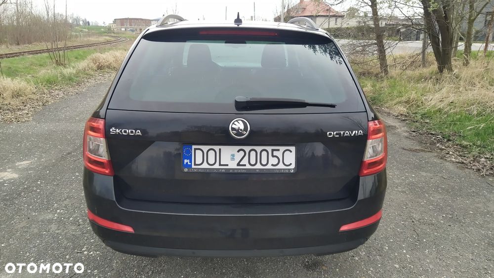 Skoda Octavia 1.6 TDI Active - 6