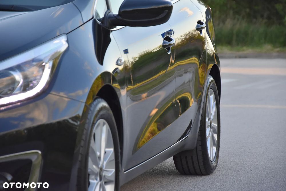 Kia Ceed 1.6 GDI ISG Dream-Team Edition - 17