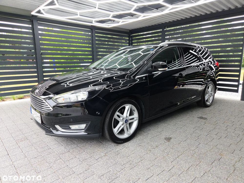Ford Focus - 23